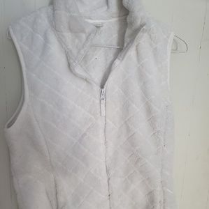 Time & Tru White Fuzzy Women's Vest size L